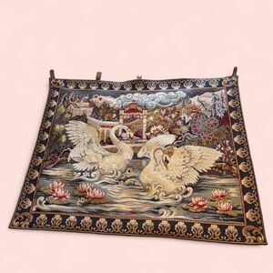 🦢 90s Swan Lake Tapestry